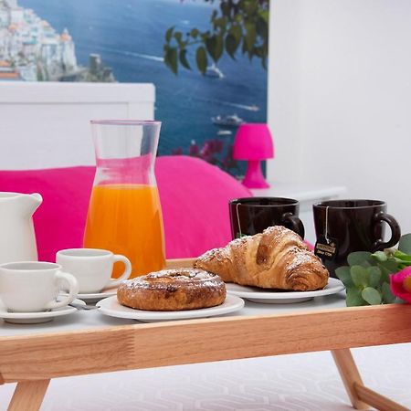 Stanza Tasso - De Vivo Realty Sorrento Acomodação com café da manhã Exterior foto