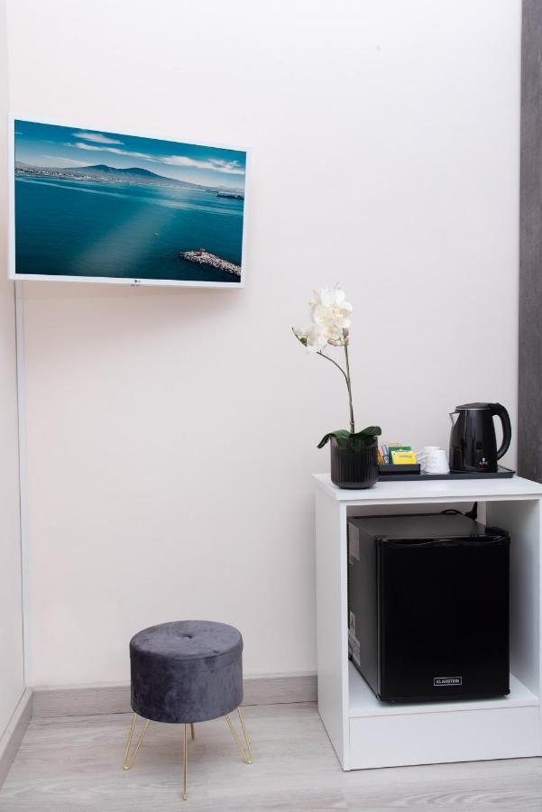 Stanza Tasso - De Vivo Realty Sorrento Acomodação com café da manhã Exterior foto